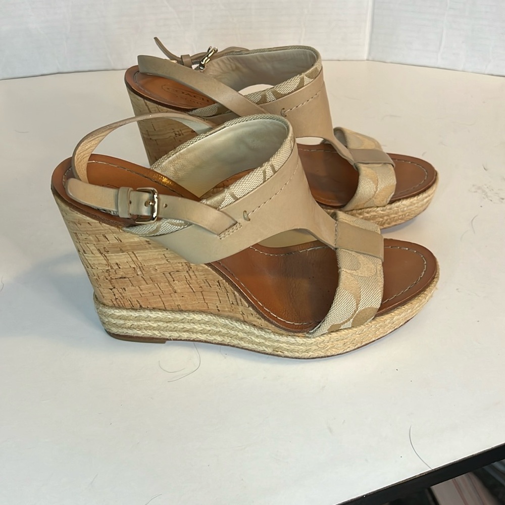 Coach Mendez Light Khaki 4.5 inches platform wedge sandals Size 7.5